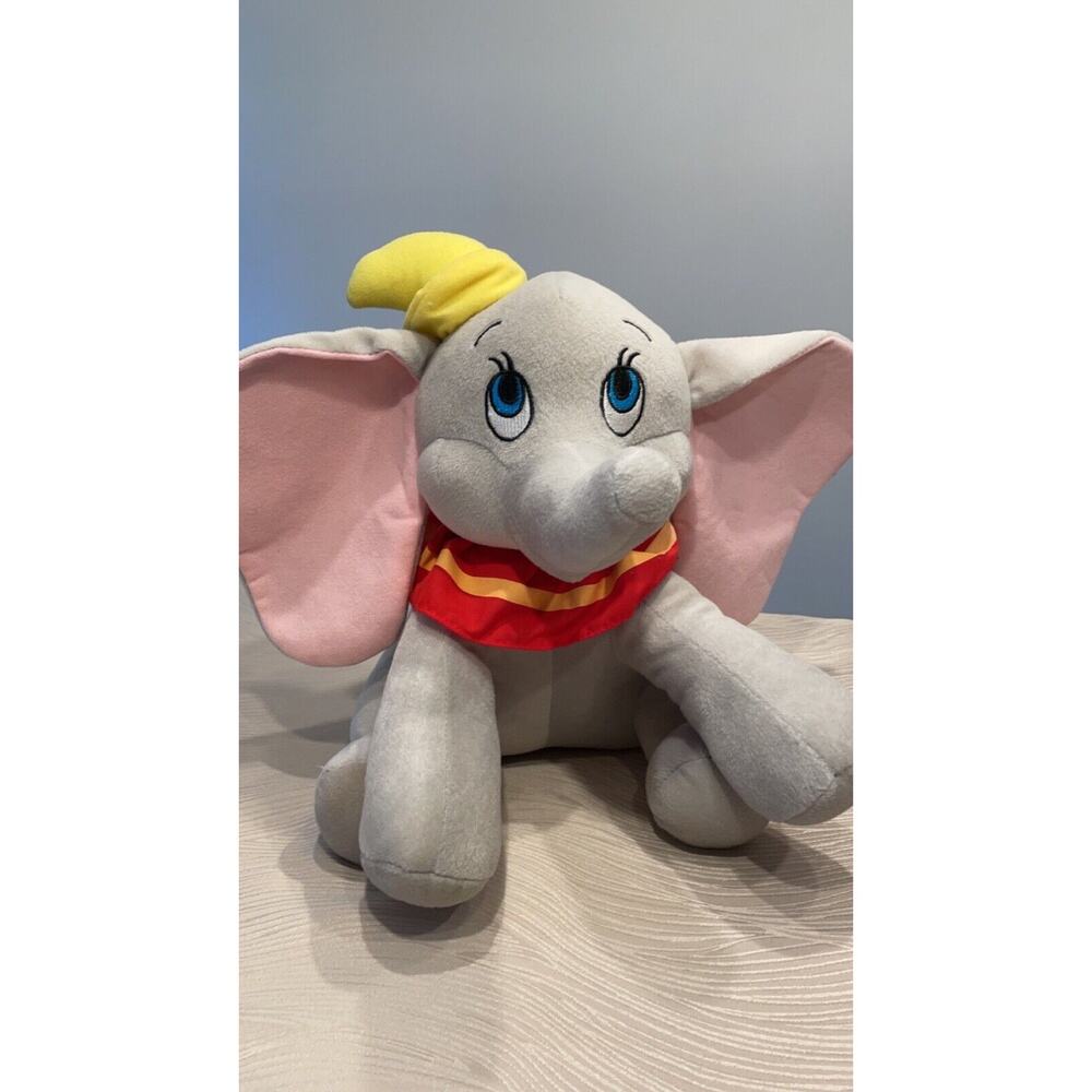 Disney Dumbo Plush 13”